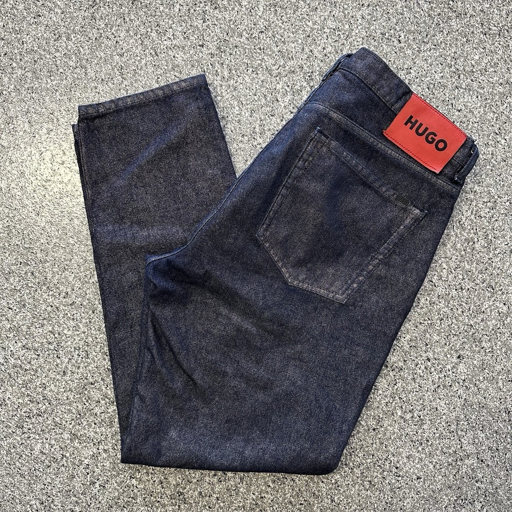 Hugo Boss Jeans Womens 35x30 634 Tapered Fit Button Fly Dark Wash Red Leather